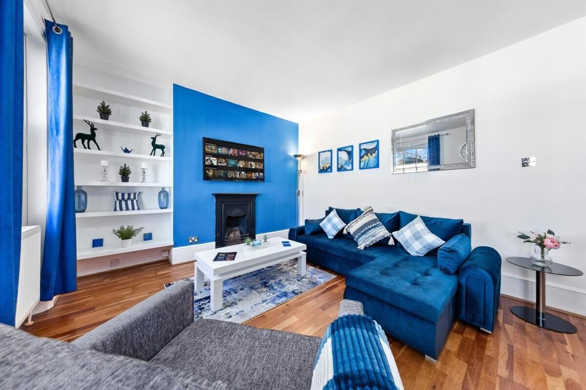 Balcony Blue Theme 1 Bedroom Central London Luxury Flat Near Hyde Park! Accommodates Up To 6! Double Sofa Bed And Next To Station! Exterior foto