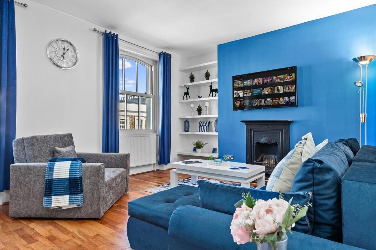 Balcony Blue Theme 1 Bedroom Central London Luxury Flat Near Hyde Park! Accommodates Up To 6! Double Sofa Bed And Next To Station! Exterior foto