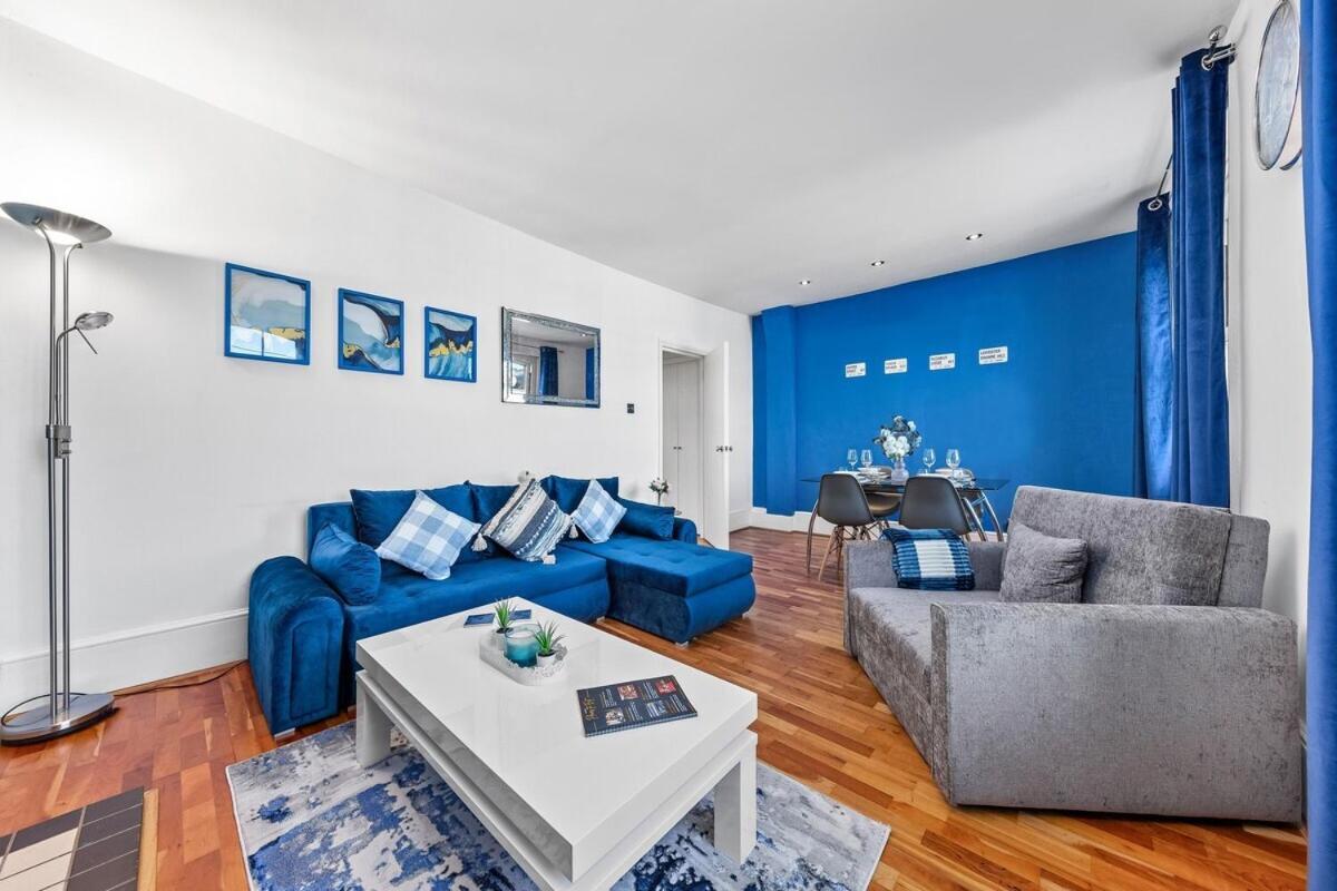 Balcony Blue Theme 1 Bedroom Central London Luxury Flat Near Hyde Park! Accommodates Up To 6! Double Sofa Bed And Next To Station! Exterior foto
